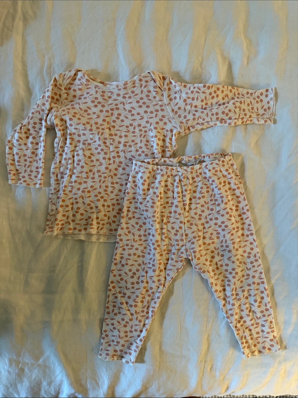 Bonpoint Cream Pajama Set with Pink Leaf Motif